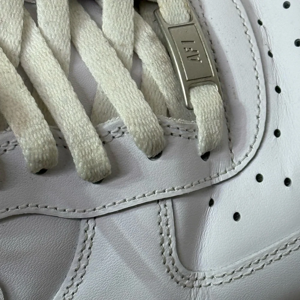 Nike very good